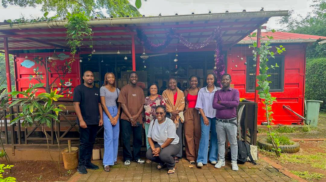 Solid Minds Counselling Clinic team, ALCHE students, the Caritas leader at Lakaz Lespwar Caritas (Solitude) 